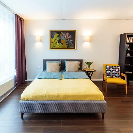 Apartment Romantic Close To The Old Town