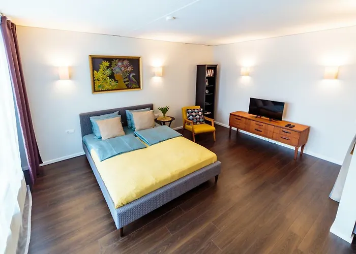 Romantic Close To The Old Town Daire *